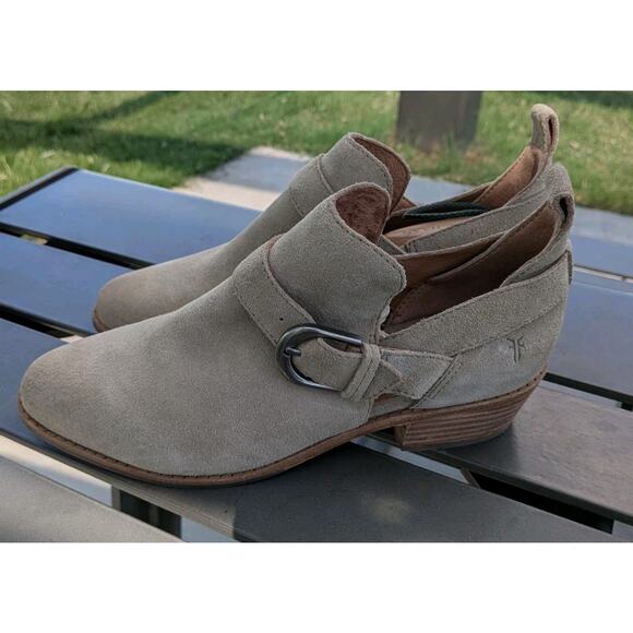 Frye Shoes - Frye Mia Suede Cut Out Boots Women’s Size 9 Taupe Tan